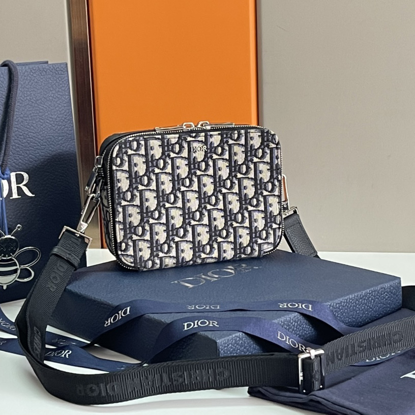 Dior Explorer Pouch With Strap - EUR FASHION