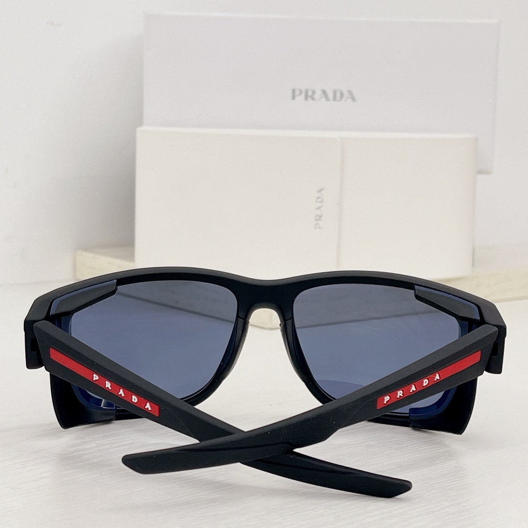 Prada Linea Rossa Impavid Eyewear    - EUR FASHION