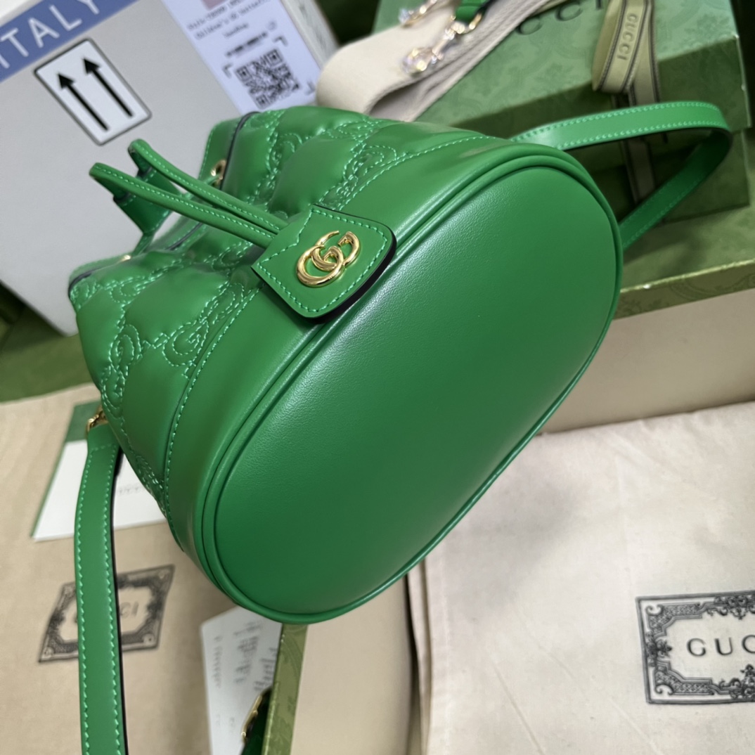 Gucci GG Matelassé Bucket Bag (17*20*10cm) - EUR FASHION