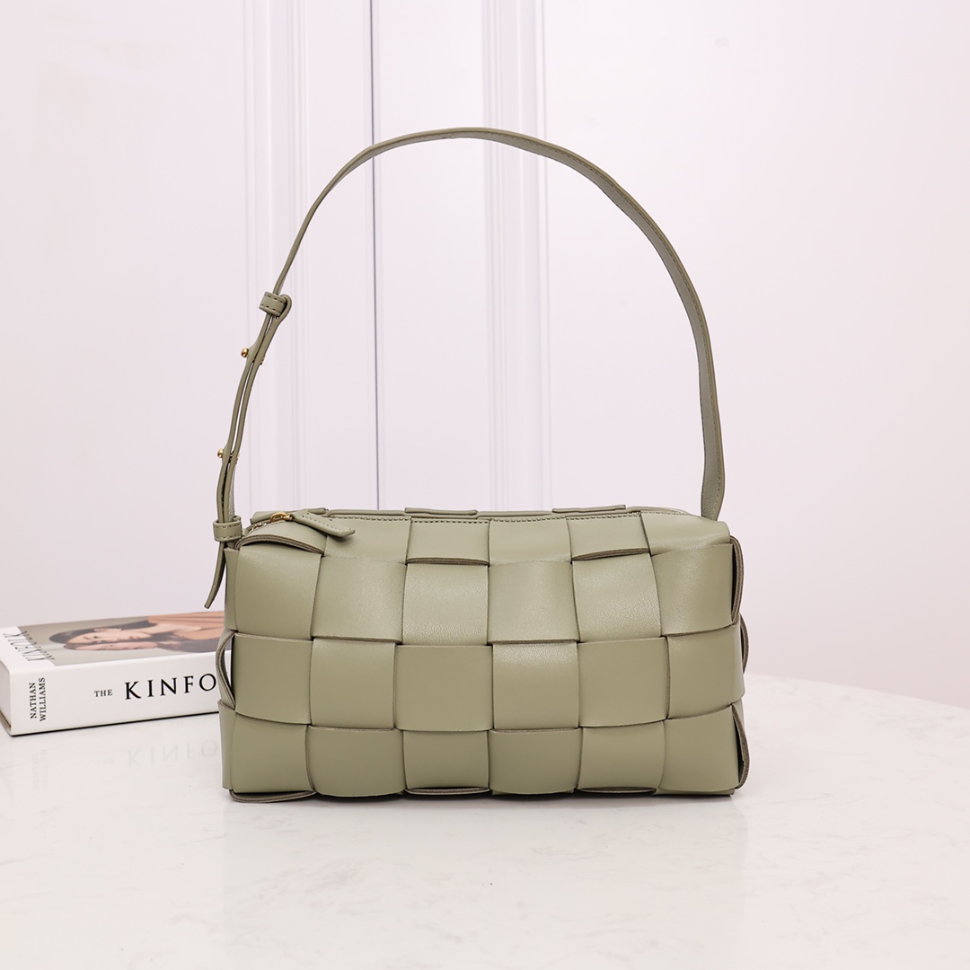 Bottega Veneta Brick Cassette - EUR FASHION