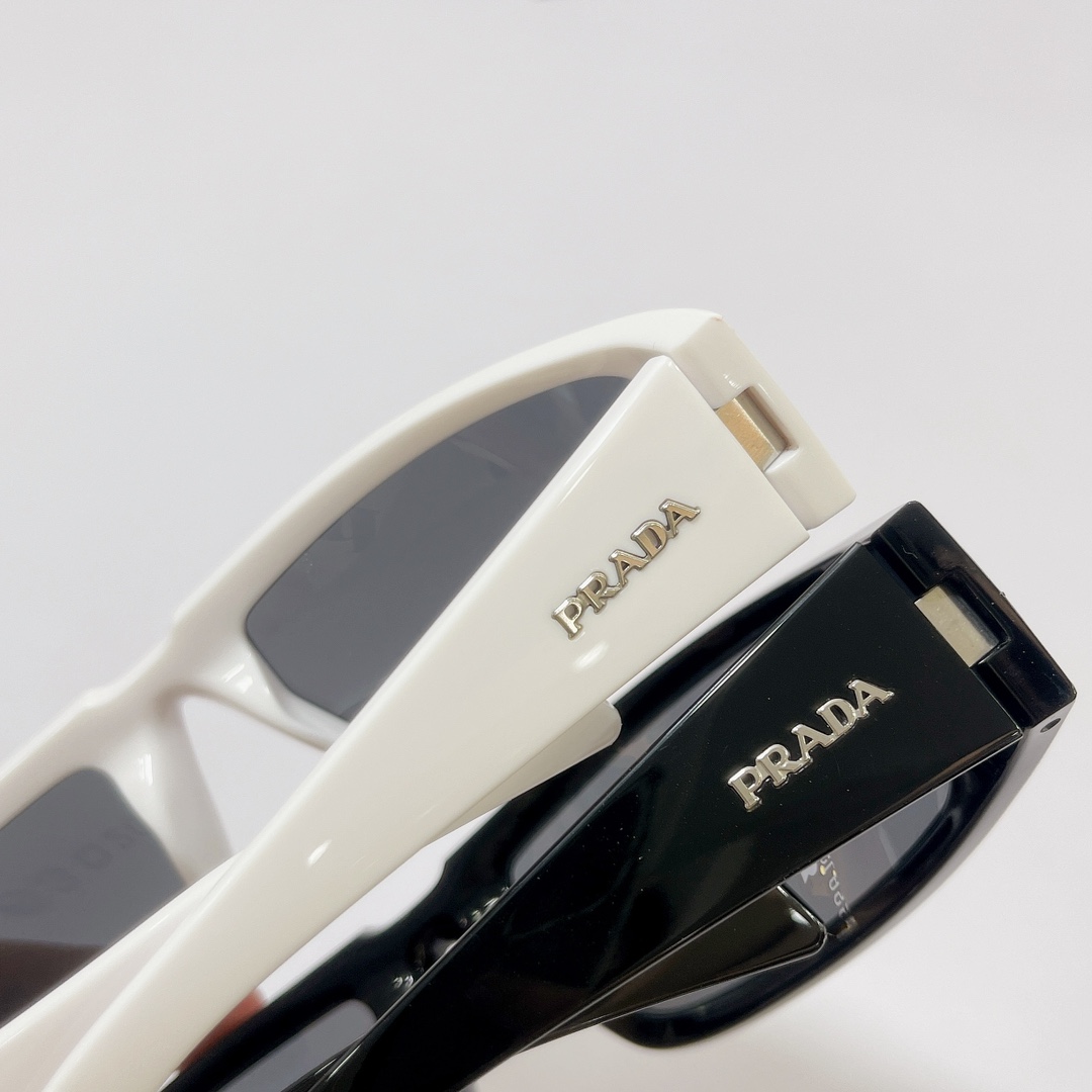 Prada Sunglasses          SPR 25Y - EUR FASHION