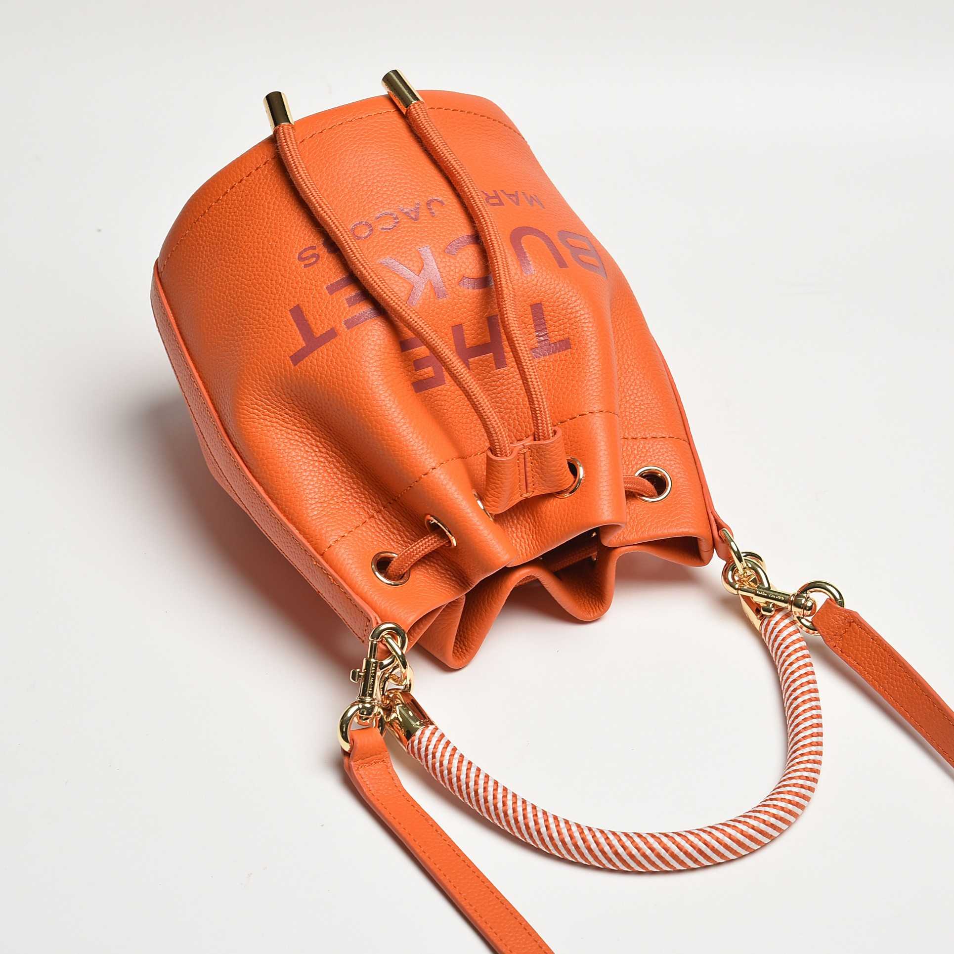 Marc Jacobs The Bucket Bag(19-19-23cm) - EUR FASHION