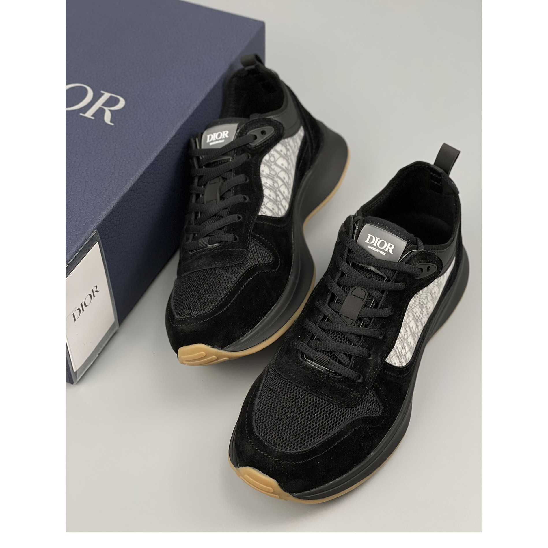 Dior B25 Runner Sneaker - EUR FASHION