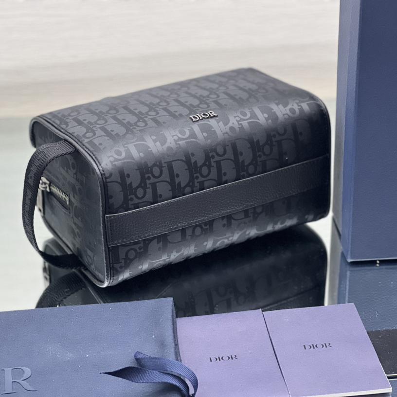 Dior Lingot Toiletry Case - EUR FASHION