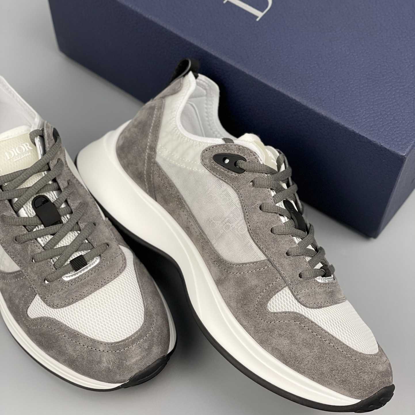 Dior B25 Runner Sneaker - EUR FASHION