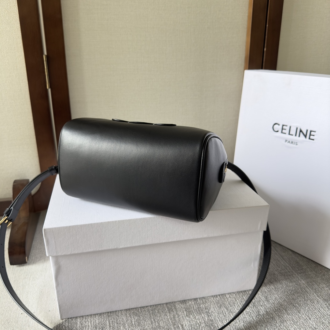 Celine Small Boston Cuir Triomphe In Smooth Calfskin Black - EUR FASHION