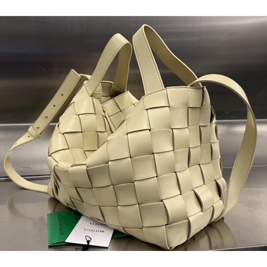 Bottega Veneta Bowling Cassette - EUR FASHION