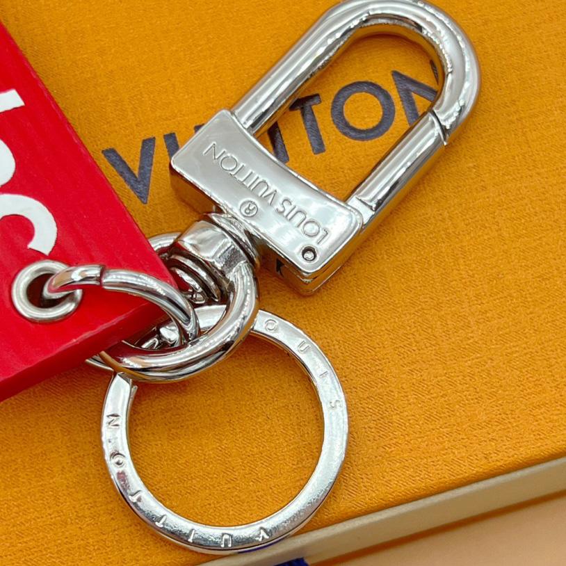 Louis Vuitton x Supreme Epi Keychain     M68292  - EUR FASHION