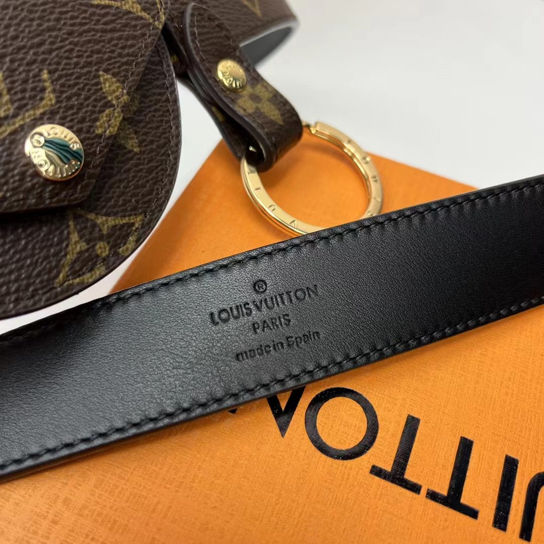 Louis Vuitton Daily Multi Pocket 30mm Belt      M0236Y - EUR FASHION