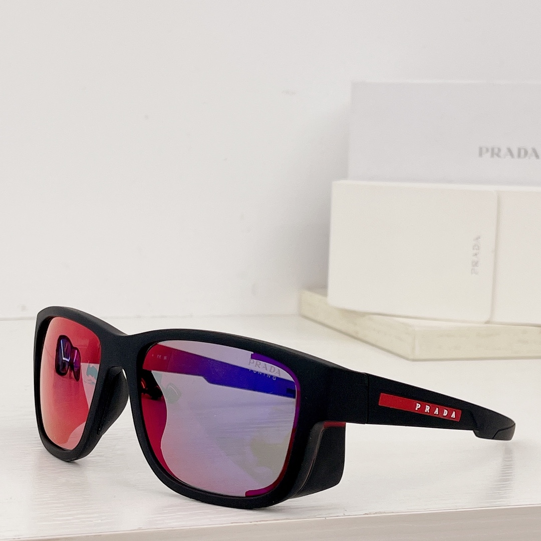 Prada Linea Rossa Impavid Eyewear    - EUR FASHION