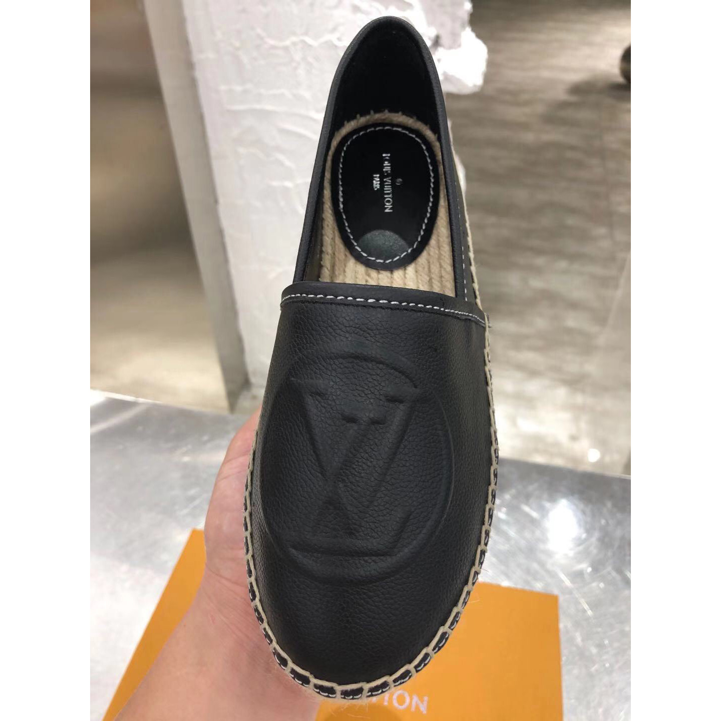 Louis Vuitton Starboard Flat Espadrille      1A86QR - EUR FASHION