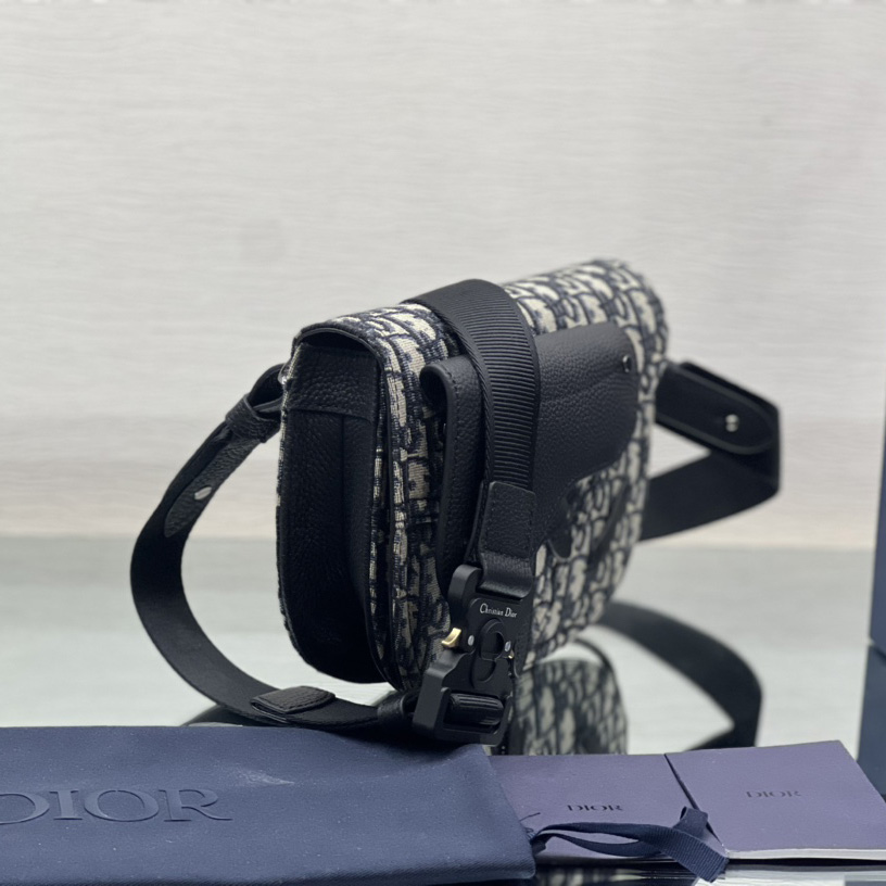 Dior Saddle Pouch - EUR FASHION