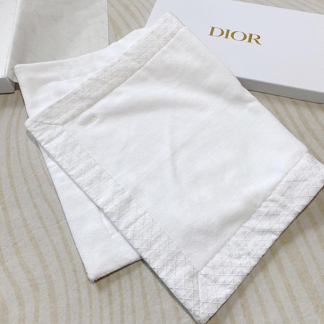 Dior Bath Mat - EUR FASHION