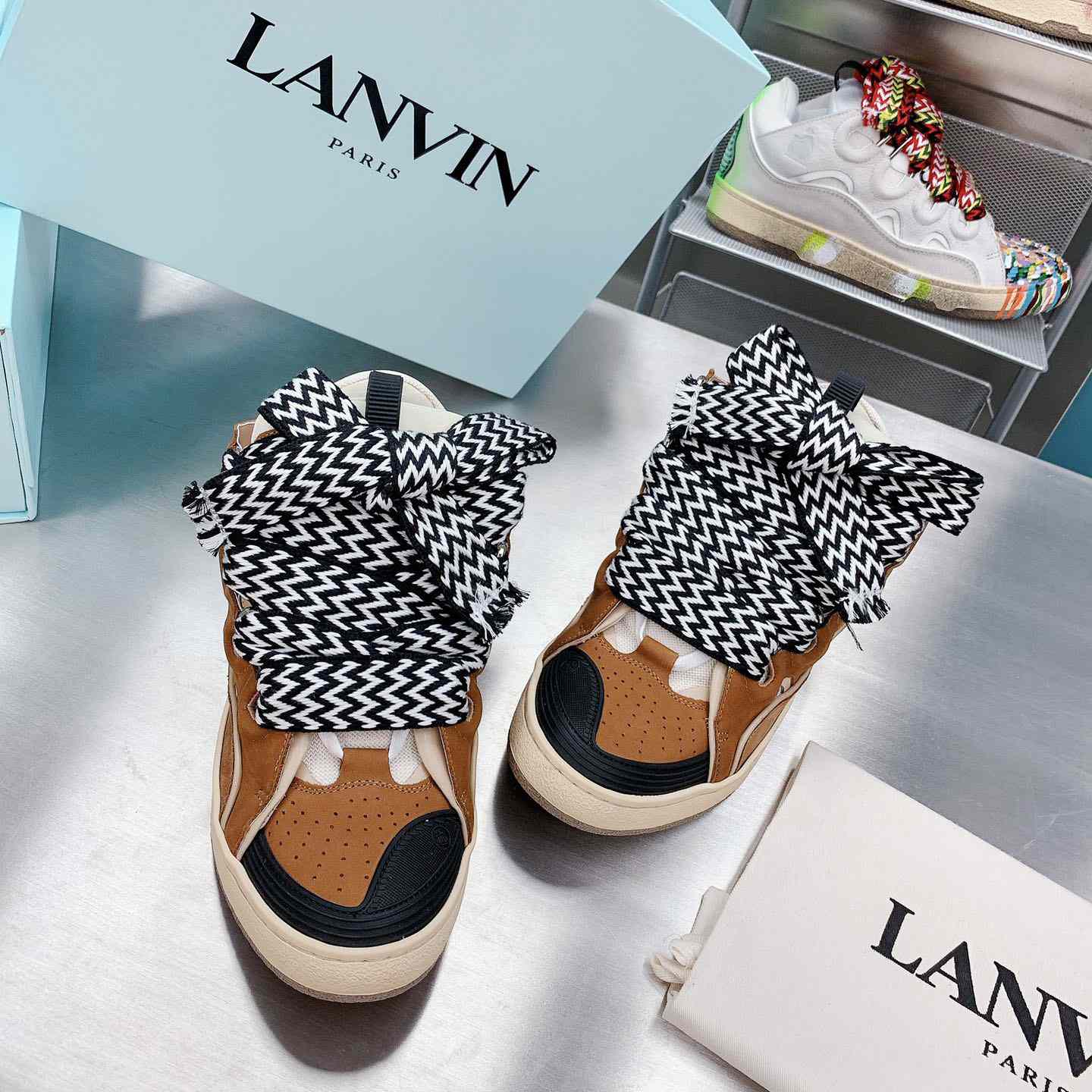 Lanvin Curb Sneakers - EUR FASHION