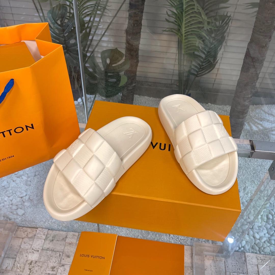 Louis Vuitton Waterfront Mules   1AAR9U - EUR FASHION