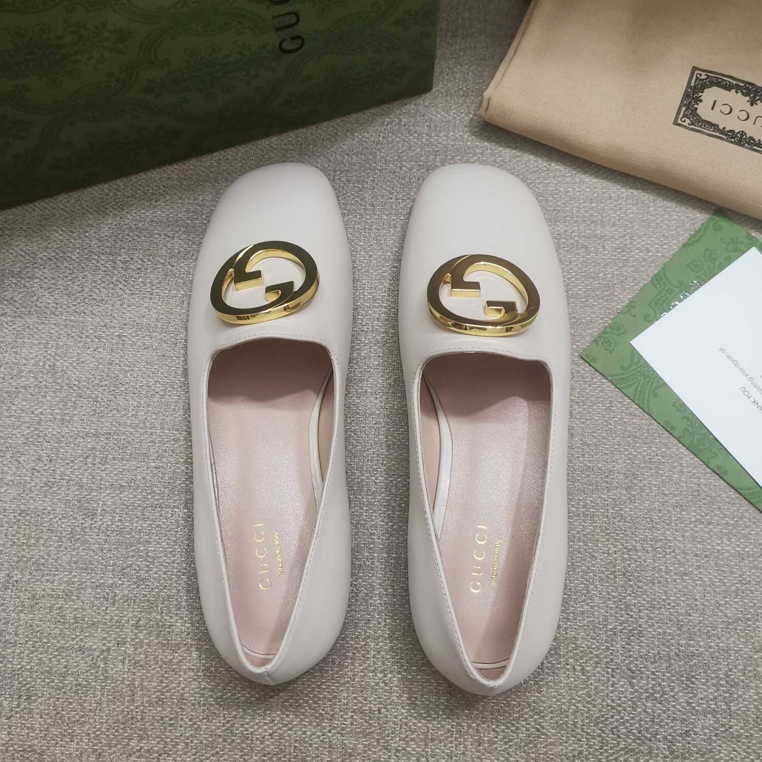 Gucci Blonde Women's Ballet Flat - EUR FASHION