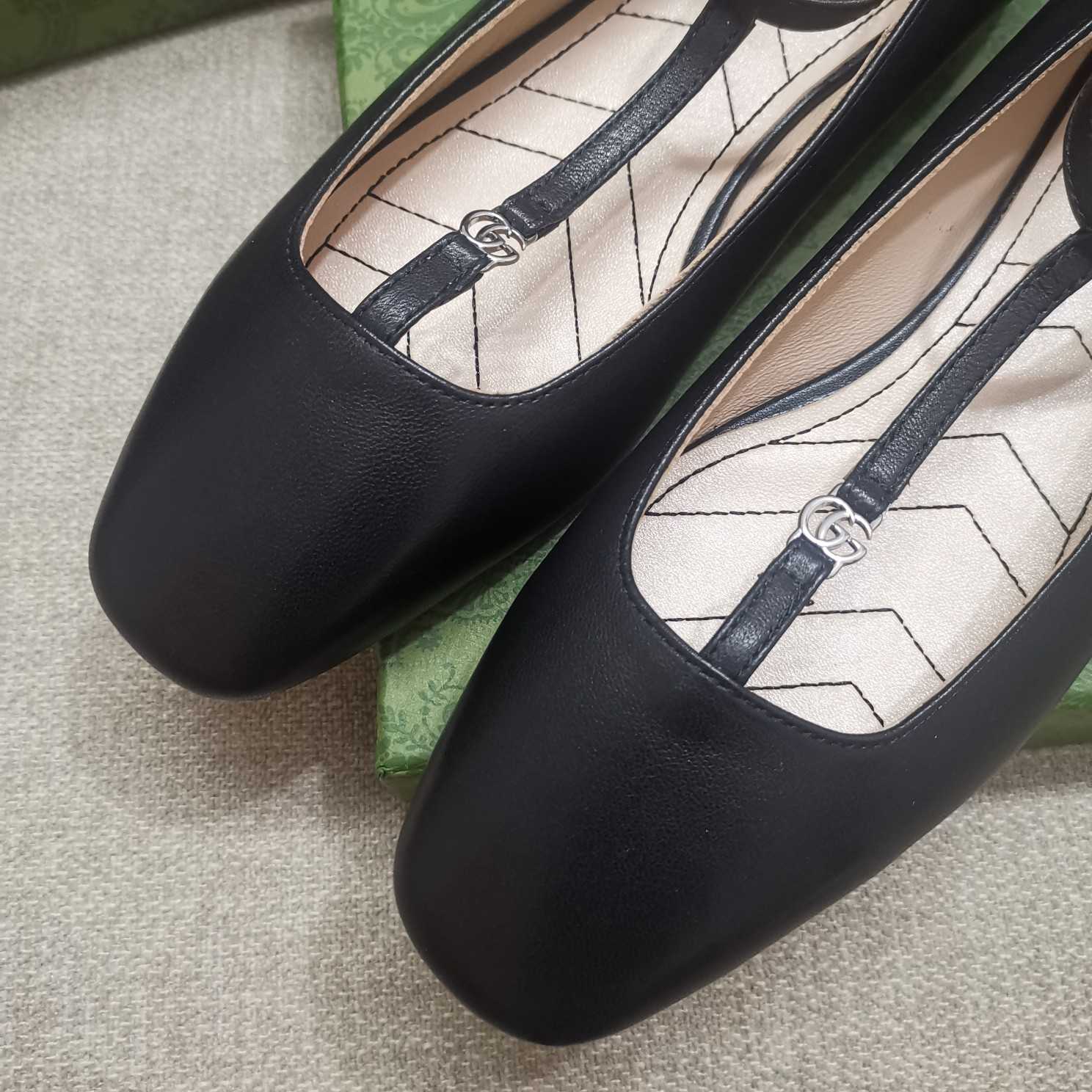 Gucci Women's Ballet Flat With Double G - EUR FASHION