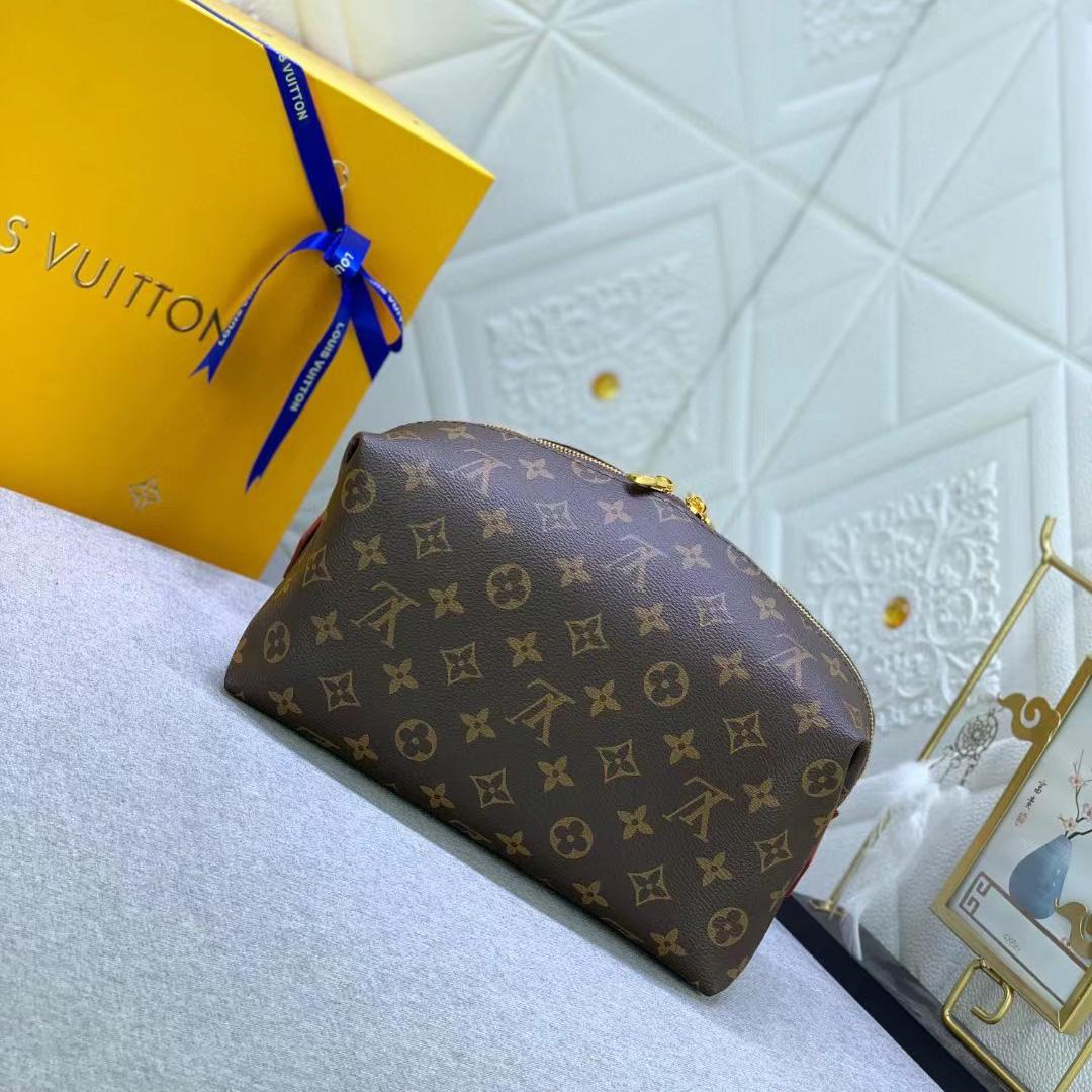 Louis Vuitton Cosmetic Pouch (27-18-9CM)      - EUR FASHION