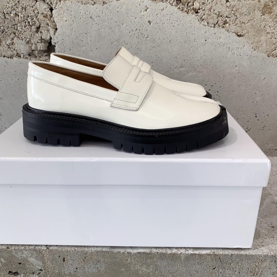 Maison Margiela Tabi Loafers - EUR FASHION