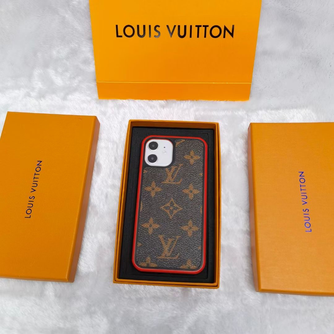 Louis Vuitton Monogram Phone Case  - EUR FASHION