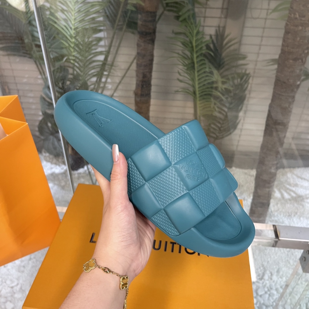 Louis Vuitton Waterfront Mules   1AAR9D - EUR FASHION