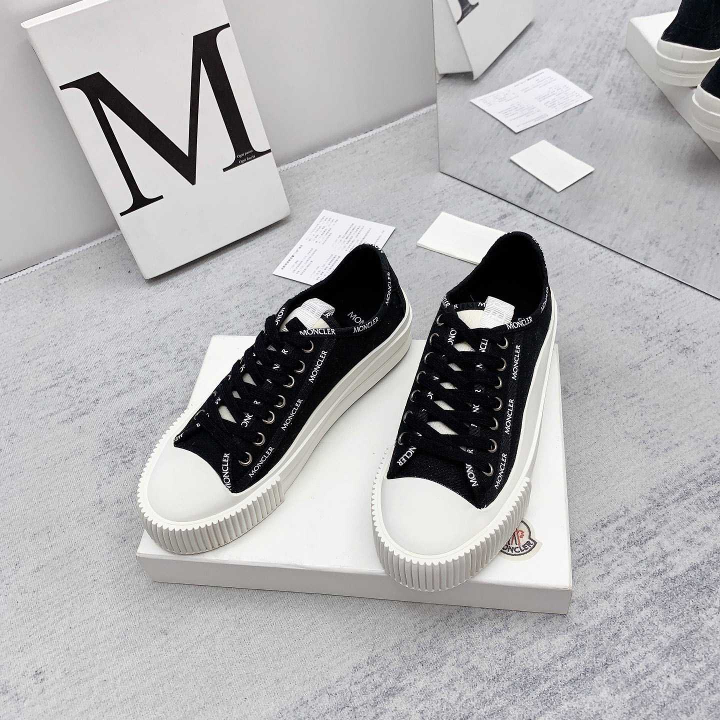 Moncler Glissiere Low-Top Sneakers - EUR FASHION