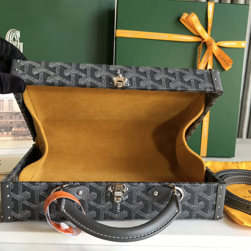 Goyard Grand Hôtel Trunk Bag  - EUR FASHION