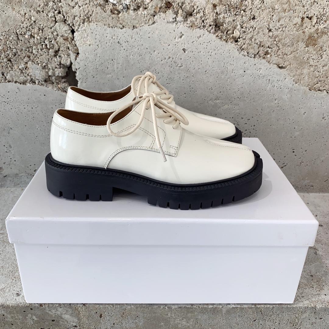 Maison Margiela Tabi Lace-Ups Loafers - EUR FASHION