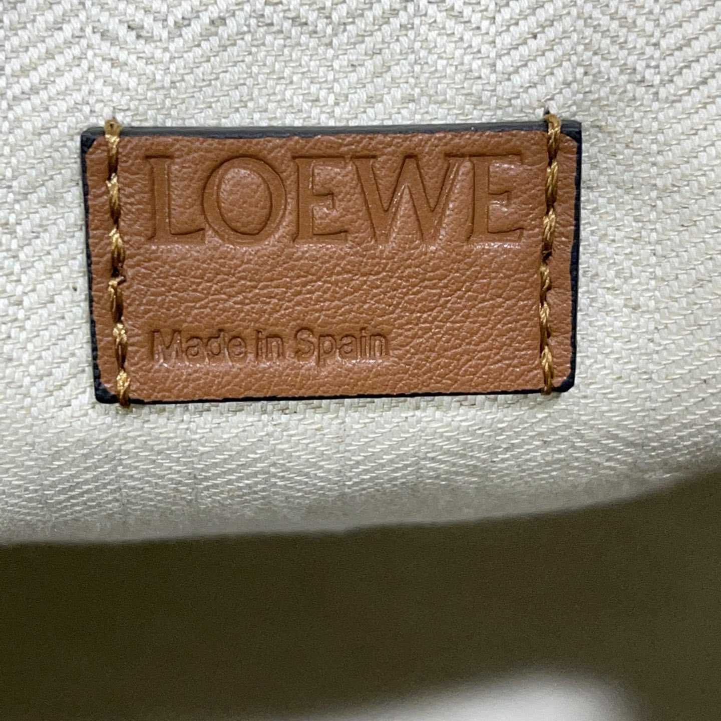 Loewe Cubi Crossbody Bag In Supple Smooth Calfskin And Jacquard - EUR FASHION