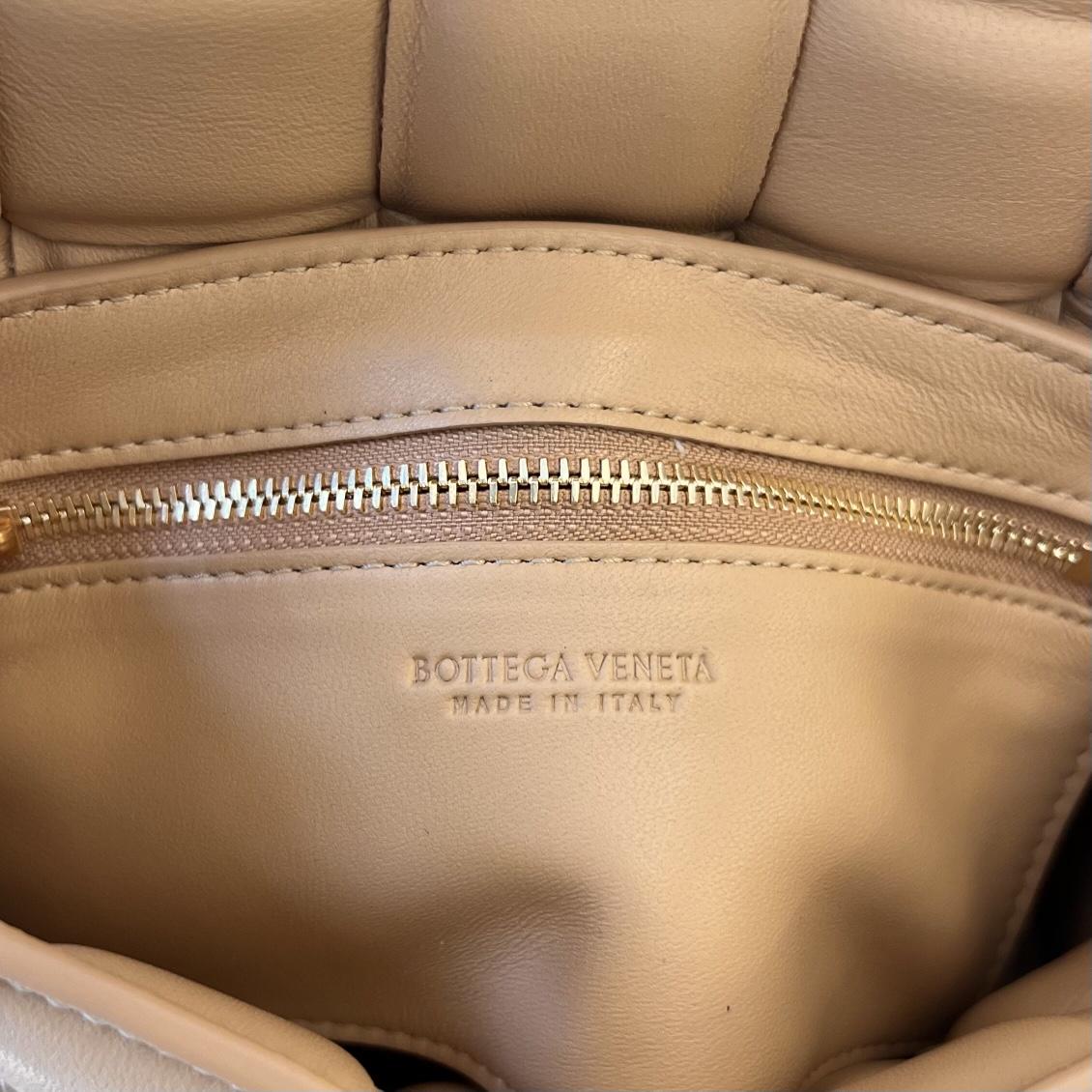 Bottega Veneta Small Padded Cassette - EUR FASHION