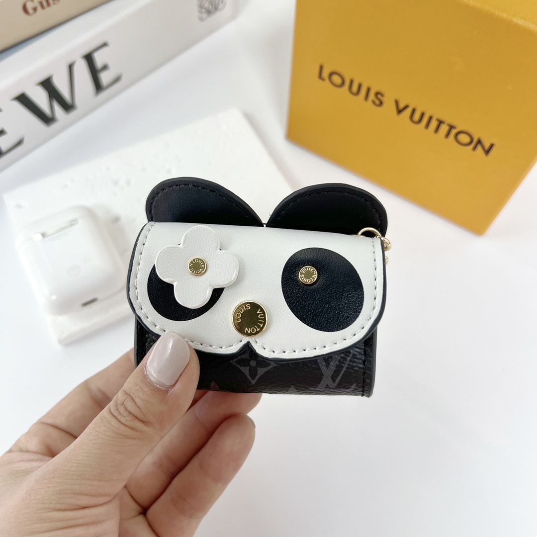 Louis Vuitton Panda Earpods Case    GI0861 - EUR FASHION