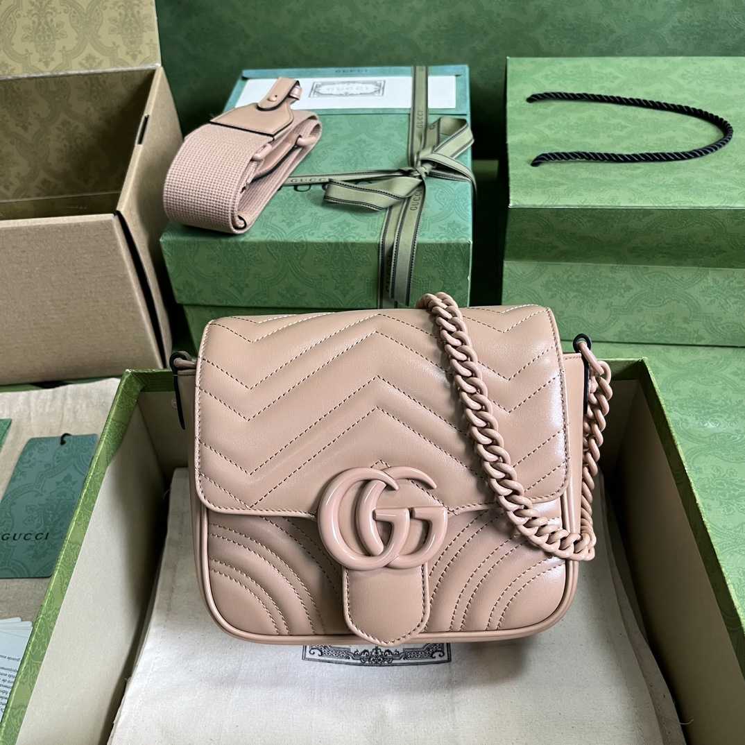 Gucci GG Marmont Matelasse Shoulder Bag  - EUR FASHION