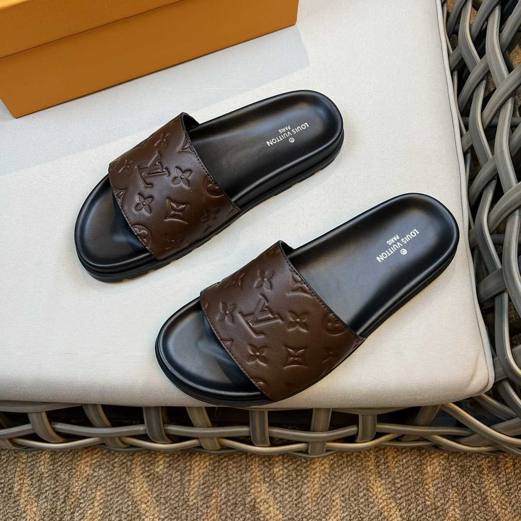 Louis Vuitton Monogram Sandals - EUR FASHION