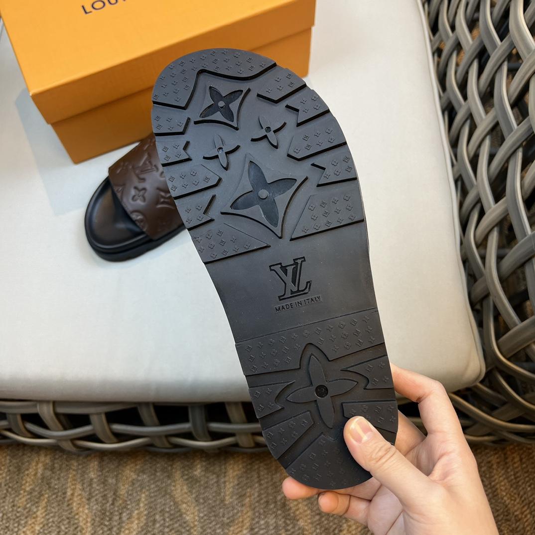 Louis Vuitton Monogram Sandals - EUR FASHION