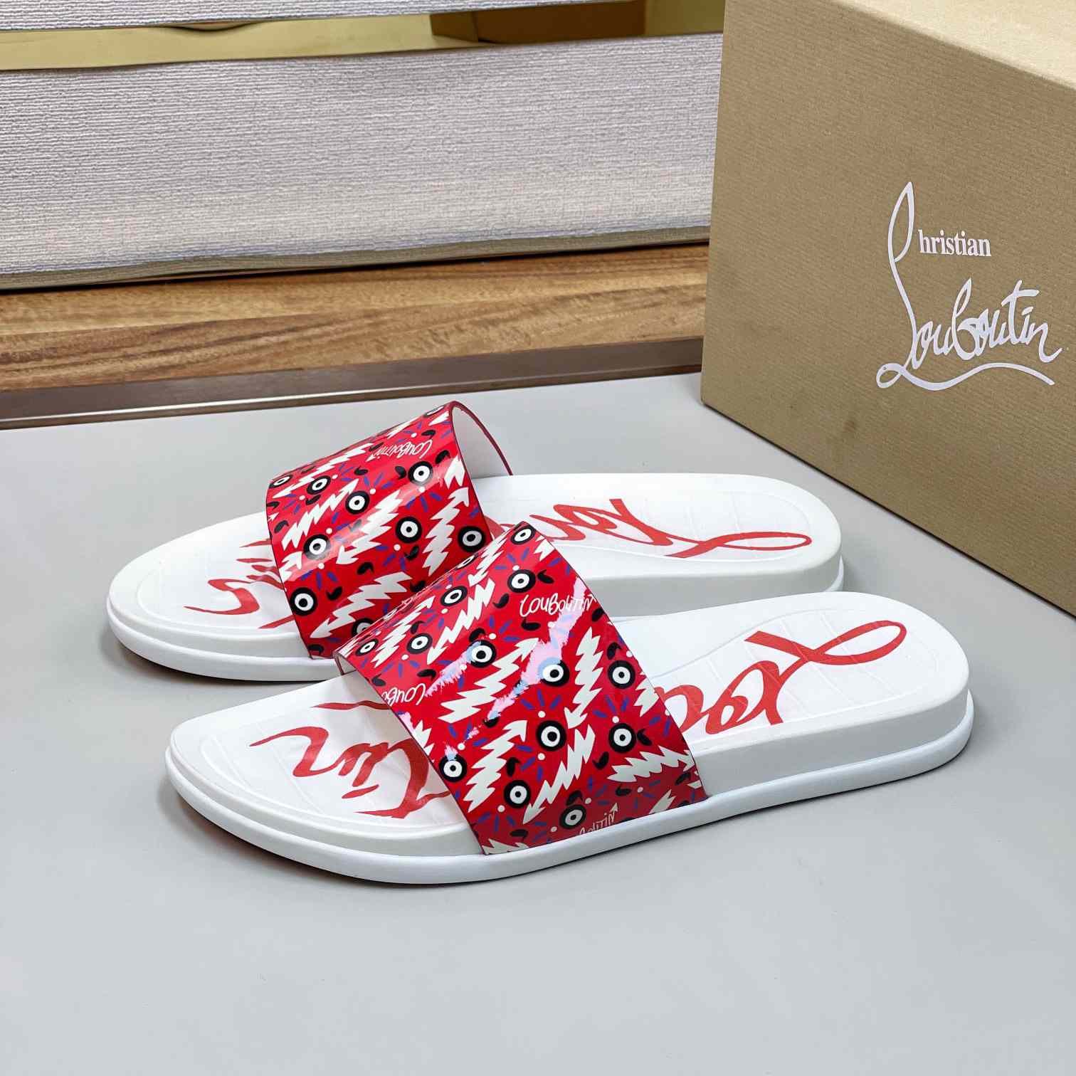 Christian Louboutin Men's Sandals - EUR FASHION