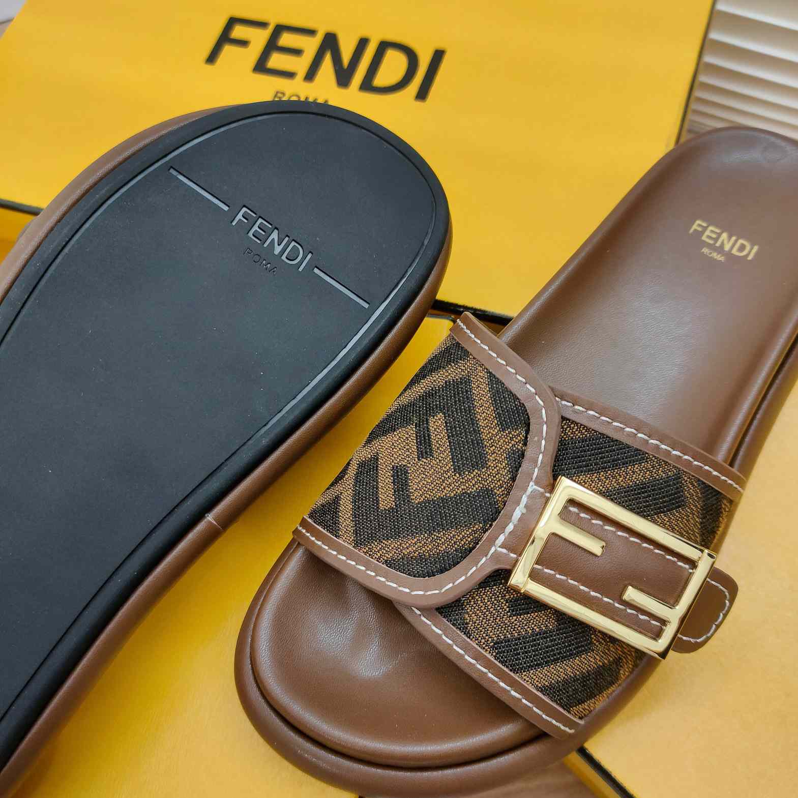 Fendi Feel Brown Fabric Slides - EUR FASHION