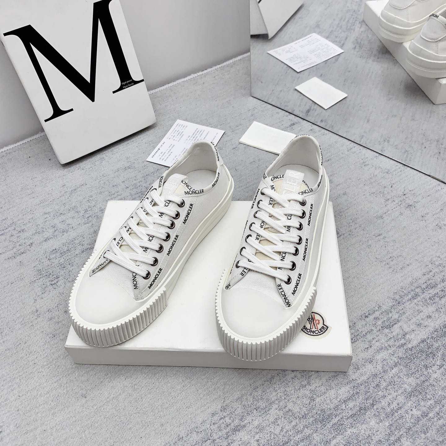 Moncler Glissiere Low-Top Sneakers - EUR FASHION