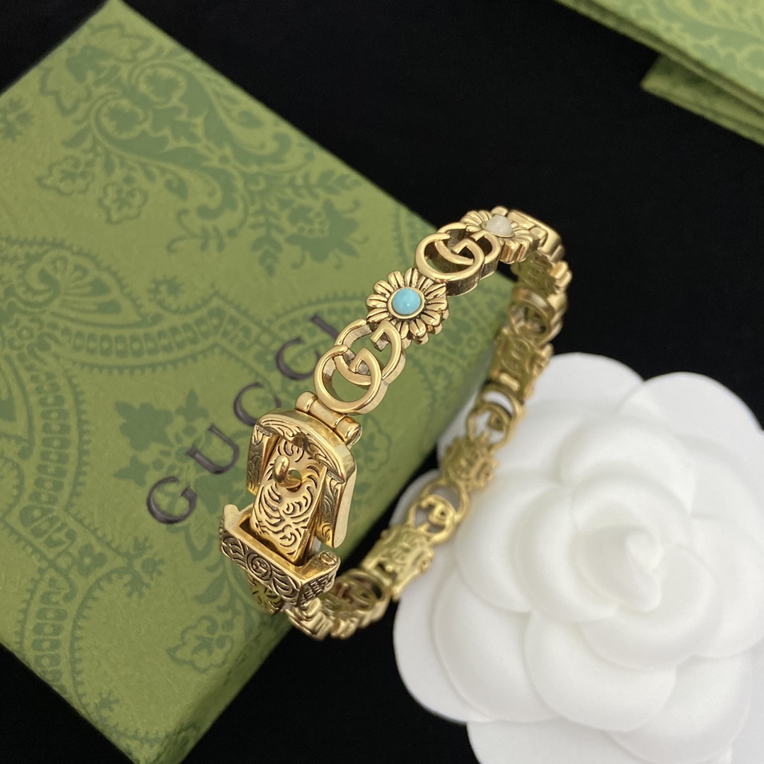 Gucci Double G Flower Bracelet - EUR FASHION