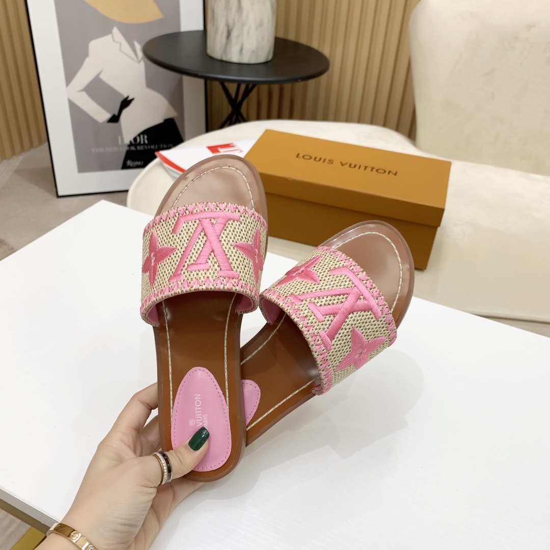 Louis Vuitton Lock It Flat Mule - EUR FASHION