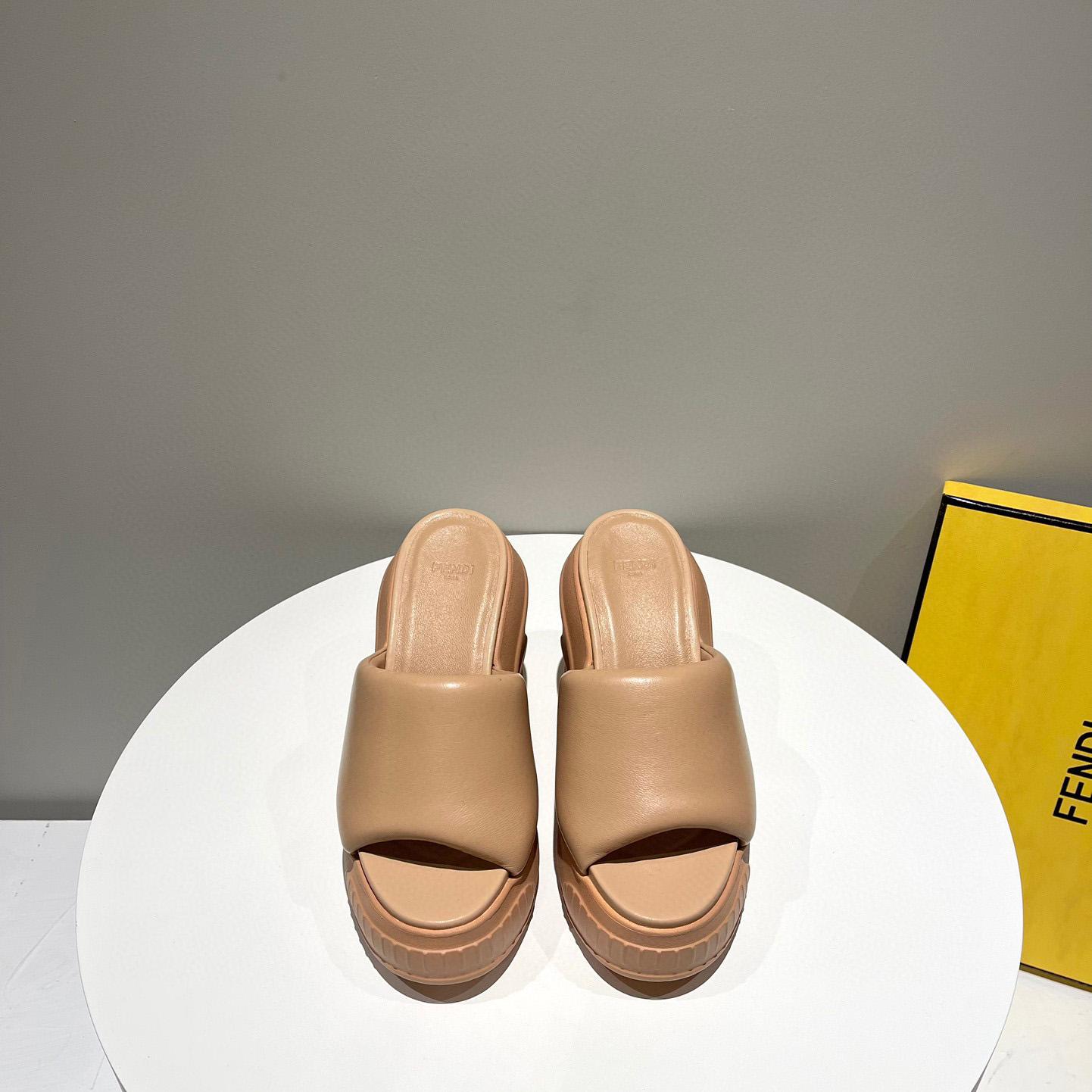 Fendi Fashion Show Beige Nappa Leather Slides - EUR FASHION