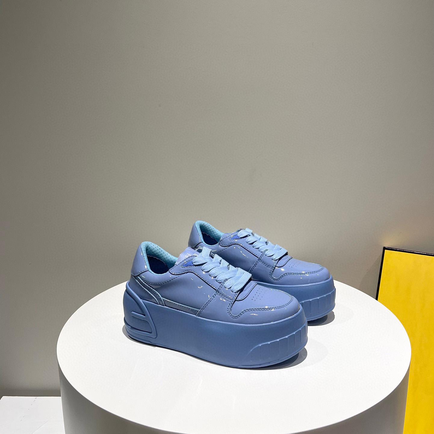 Fendi Fashion Show Blue Leather Low-Tops Sneaker  - EUR FASHION