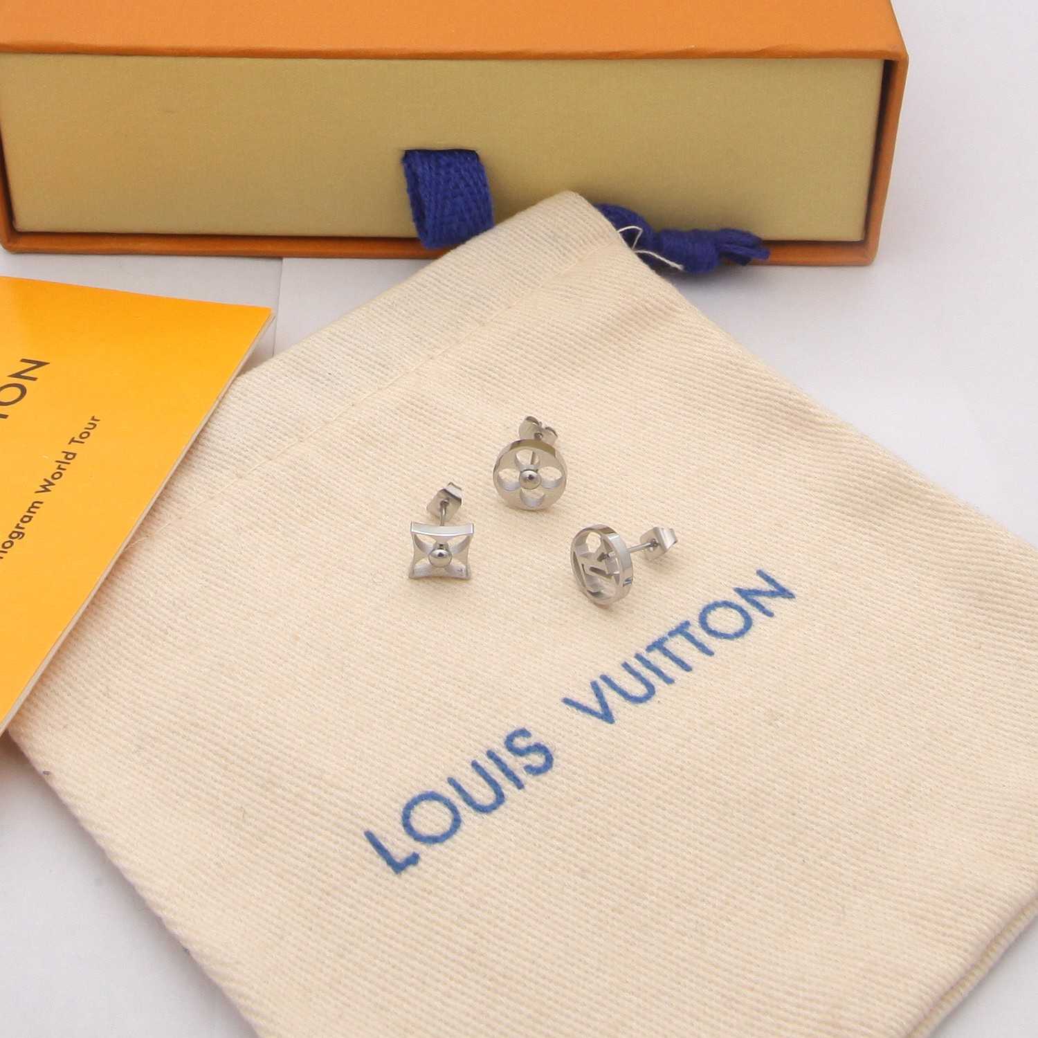 Louis Vuitton Crazy in Lock Earrings Set   M00395 - EUR FASHION