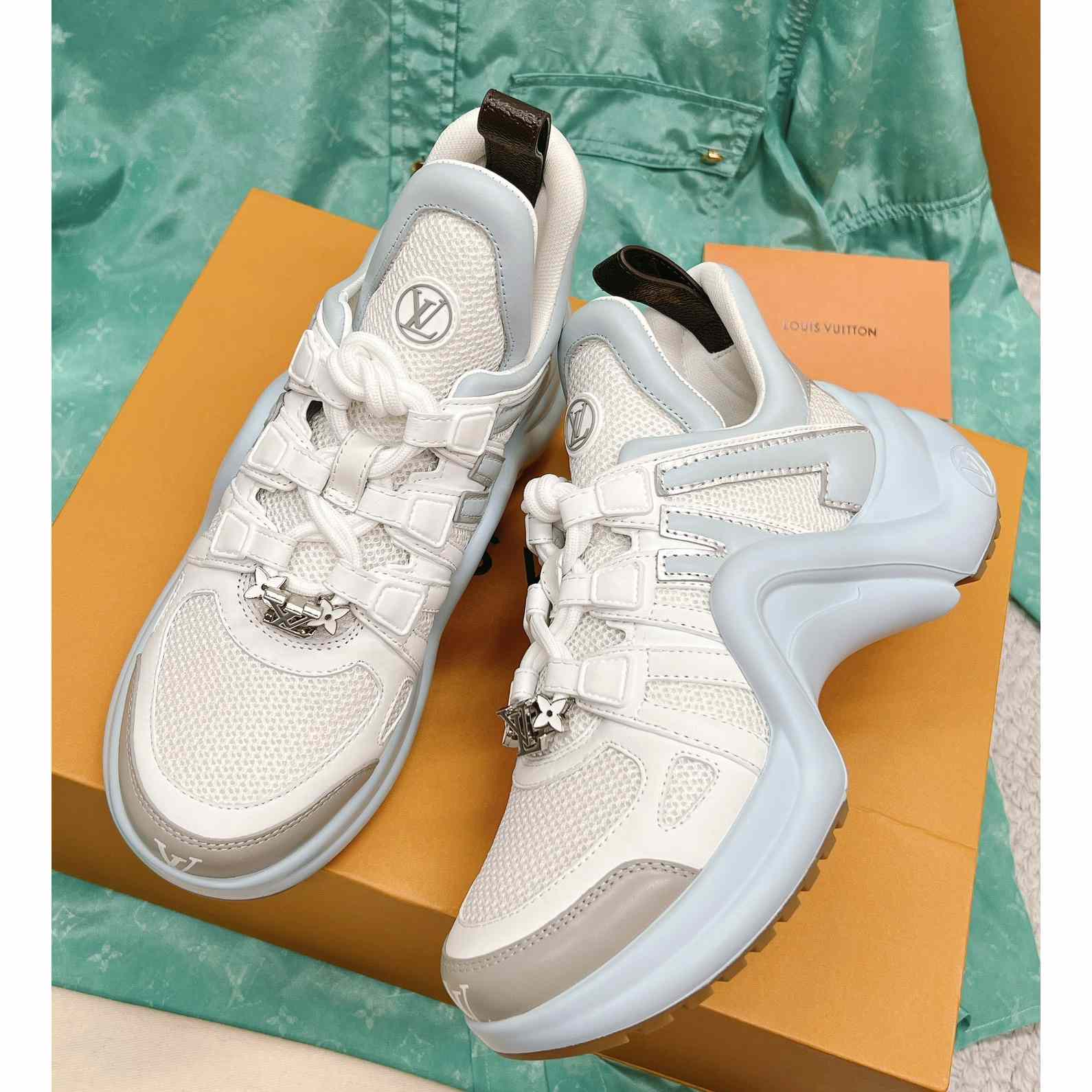 Louis Vuitton LV Archlight Trainers  (upon uk size)     - EUR FASHION