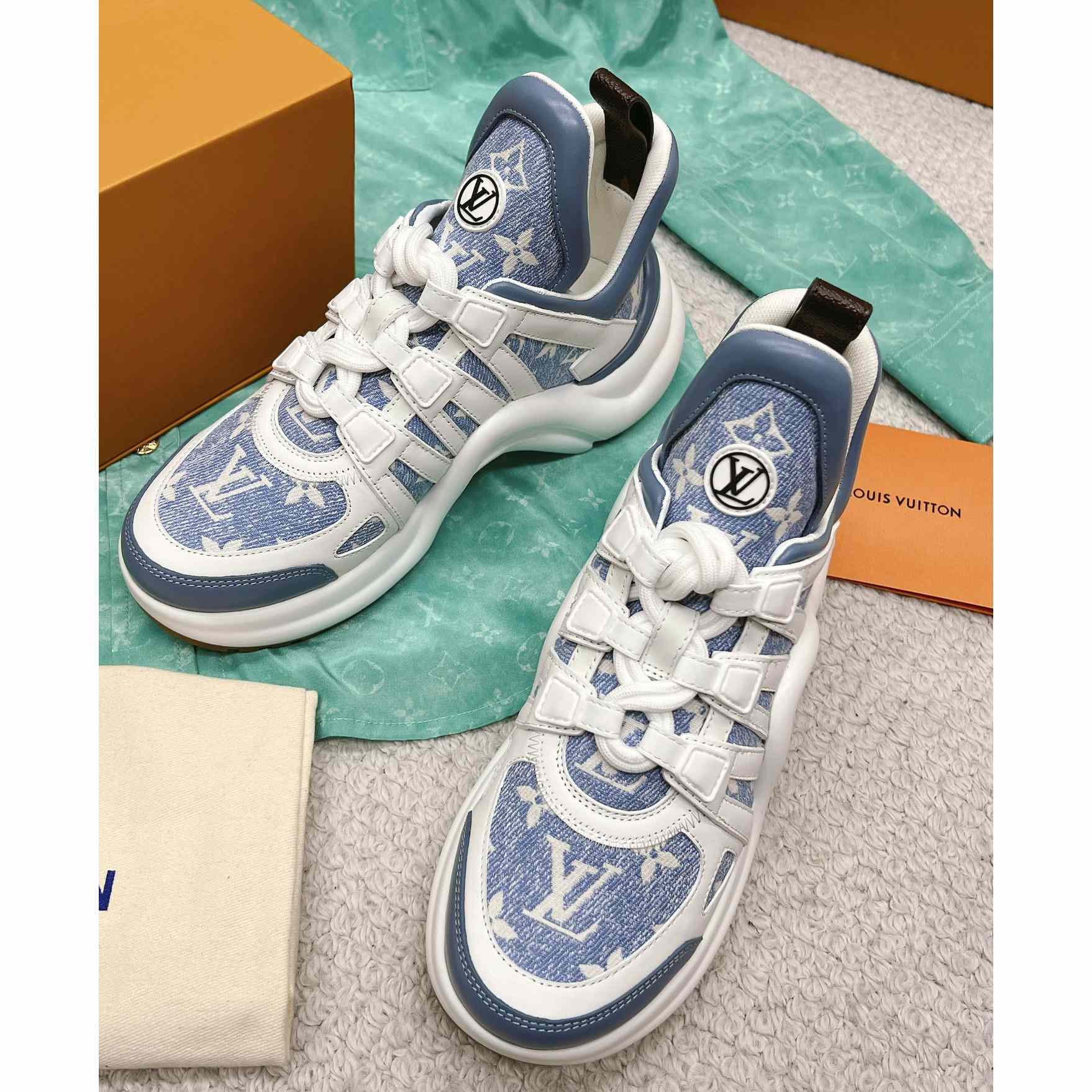 Louis Vuitton LV Archlight Trainers  (upon uk size)    1AB30Q - EUR FASHION