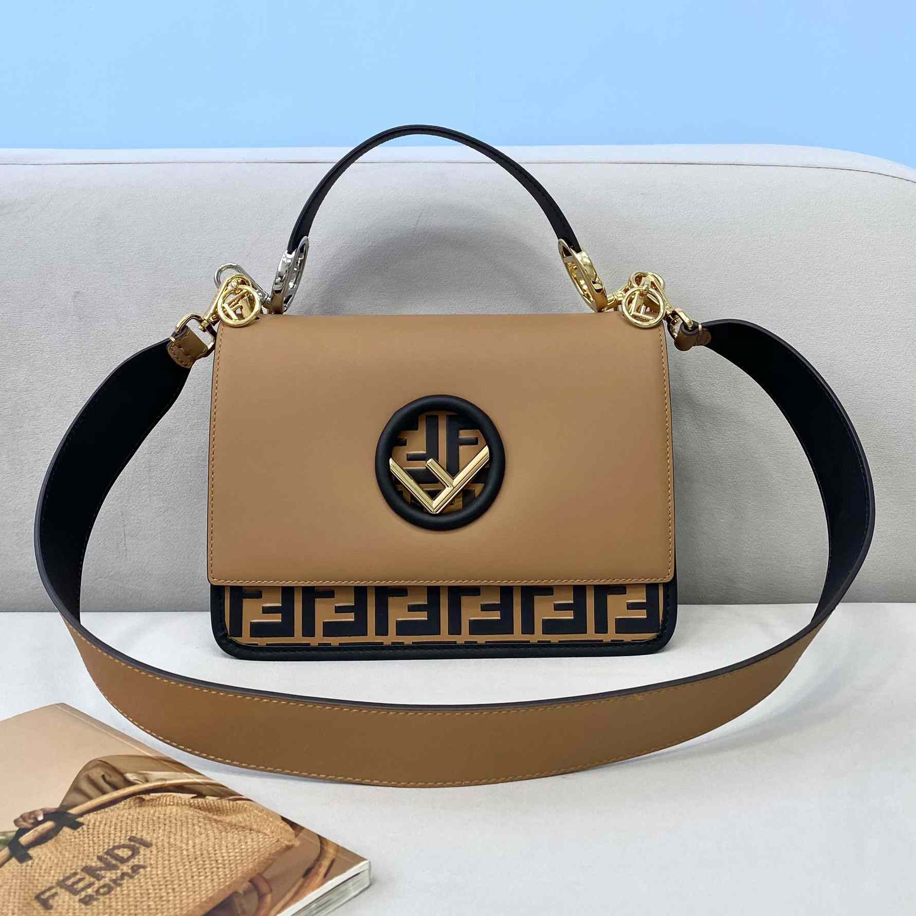 Fendi FF Logo Bottom Shoulder Bag(26cm) - EUR FASHION