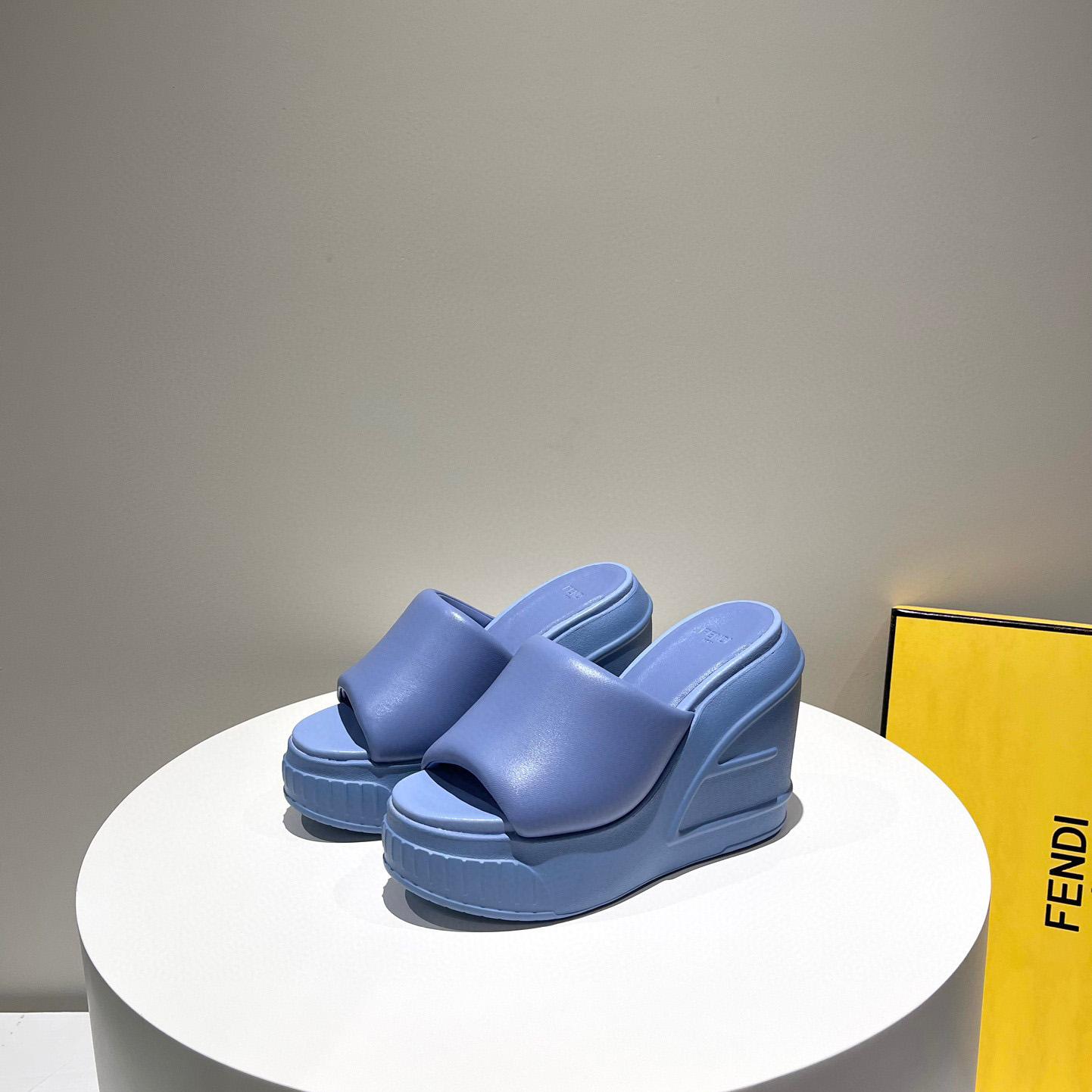 Fendi Fashion Show Blue Nappa Leather Slides - EUR FASHION