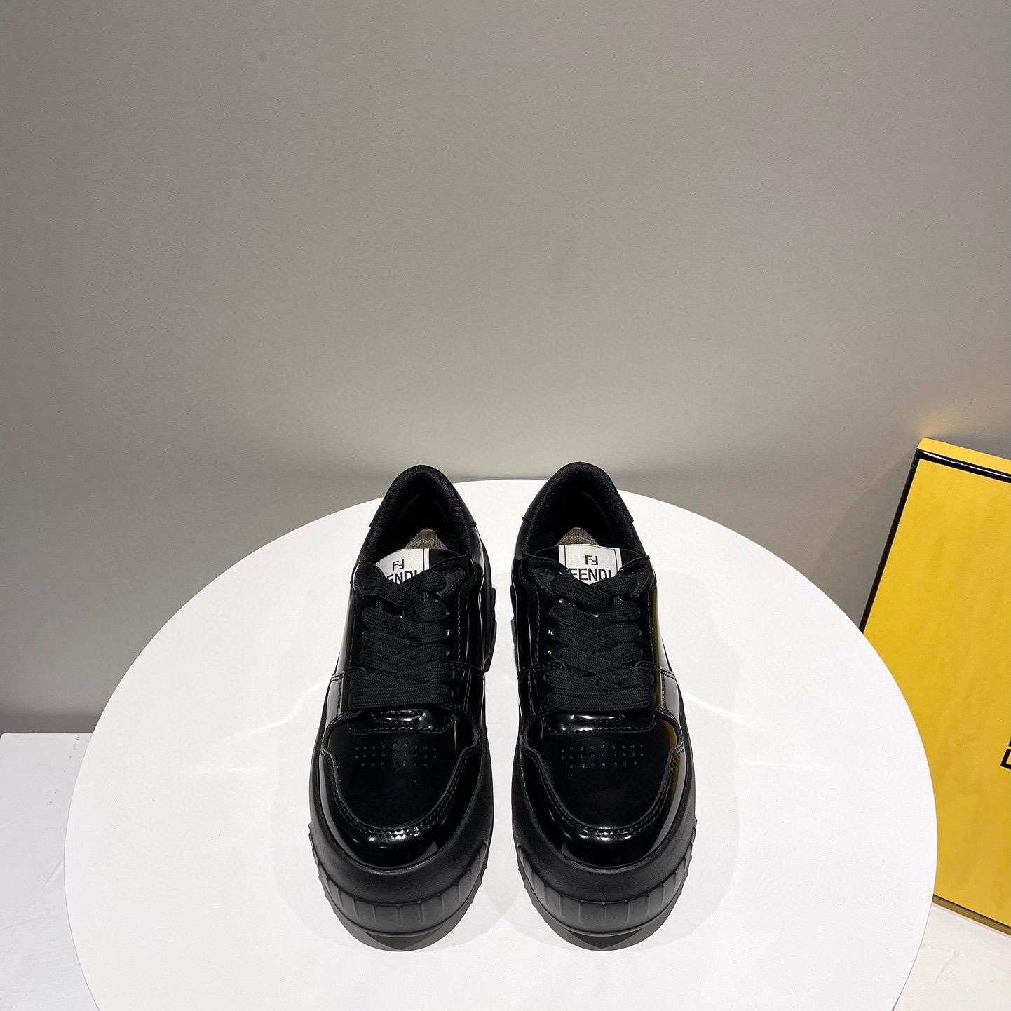 Fendi Fashion Show Black Leather Low-Tops Sneaker  - EUR FASHION