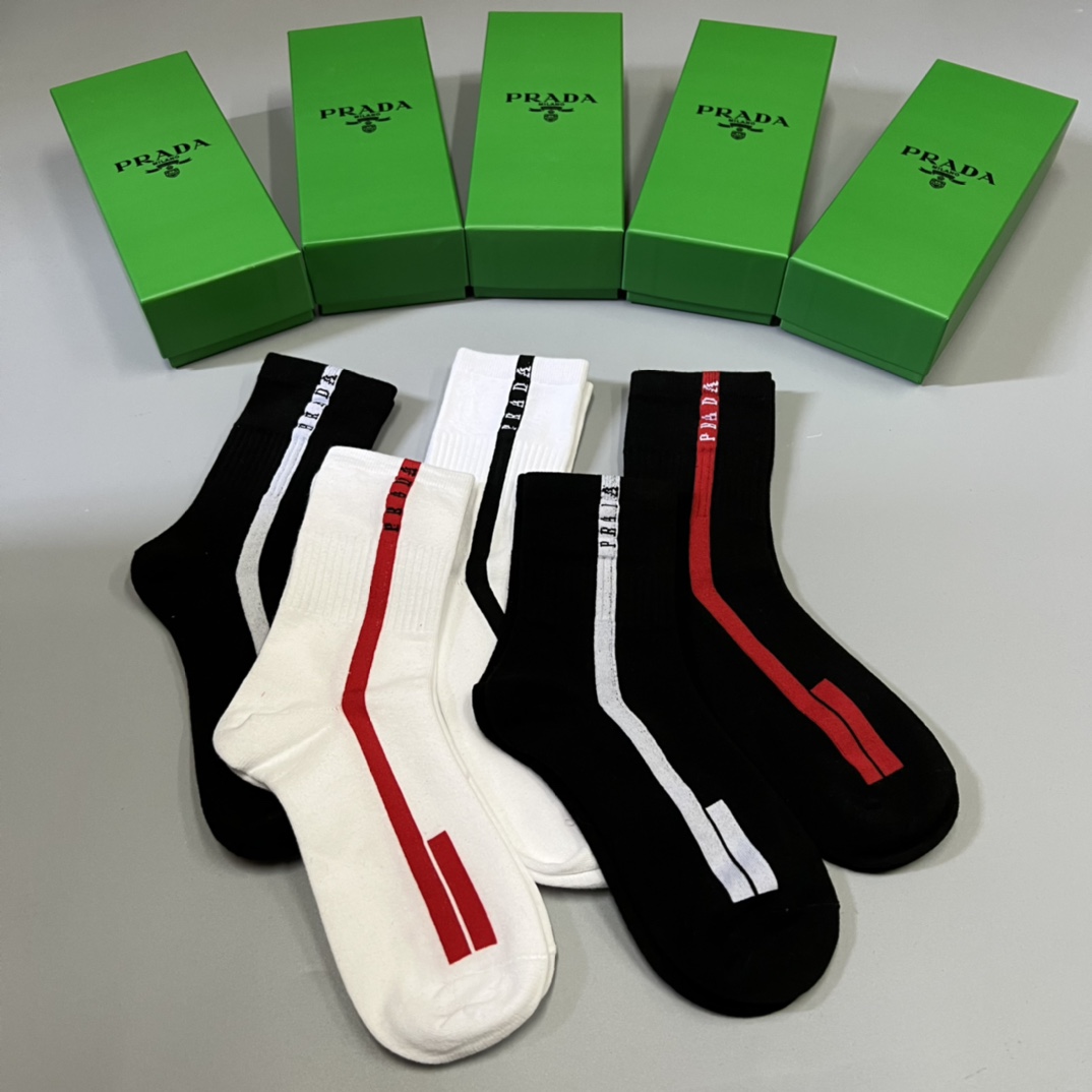 Prada Socks/Box - EUR FASHION