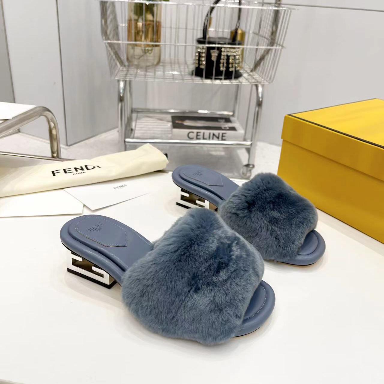 Fendi Baguette Blue Mink Slides - EUR FASHION