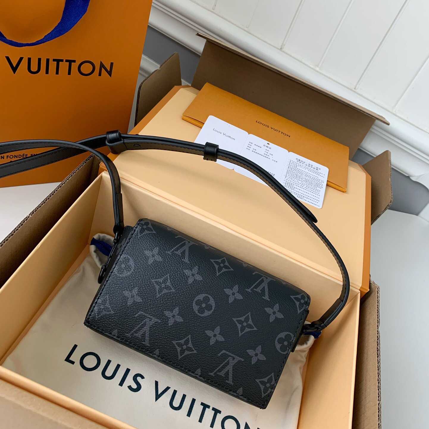 Louis Vuitton Steamer Wearable Wallet   M81783 - EUR FASHION